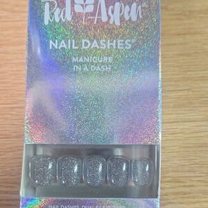 Red Aspen Silver Glitter Press-On Nails